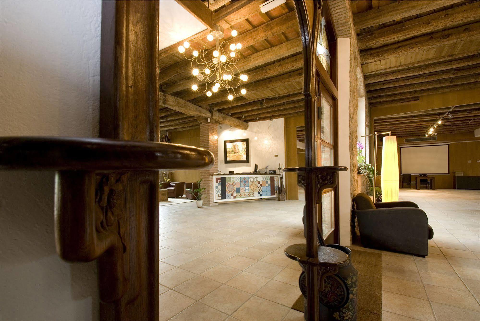 Hotel Moli De La Torre Bigues I Riells Buitenkant foto